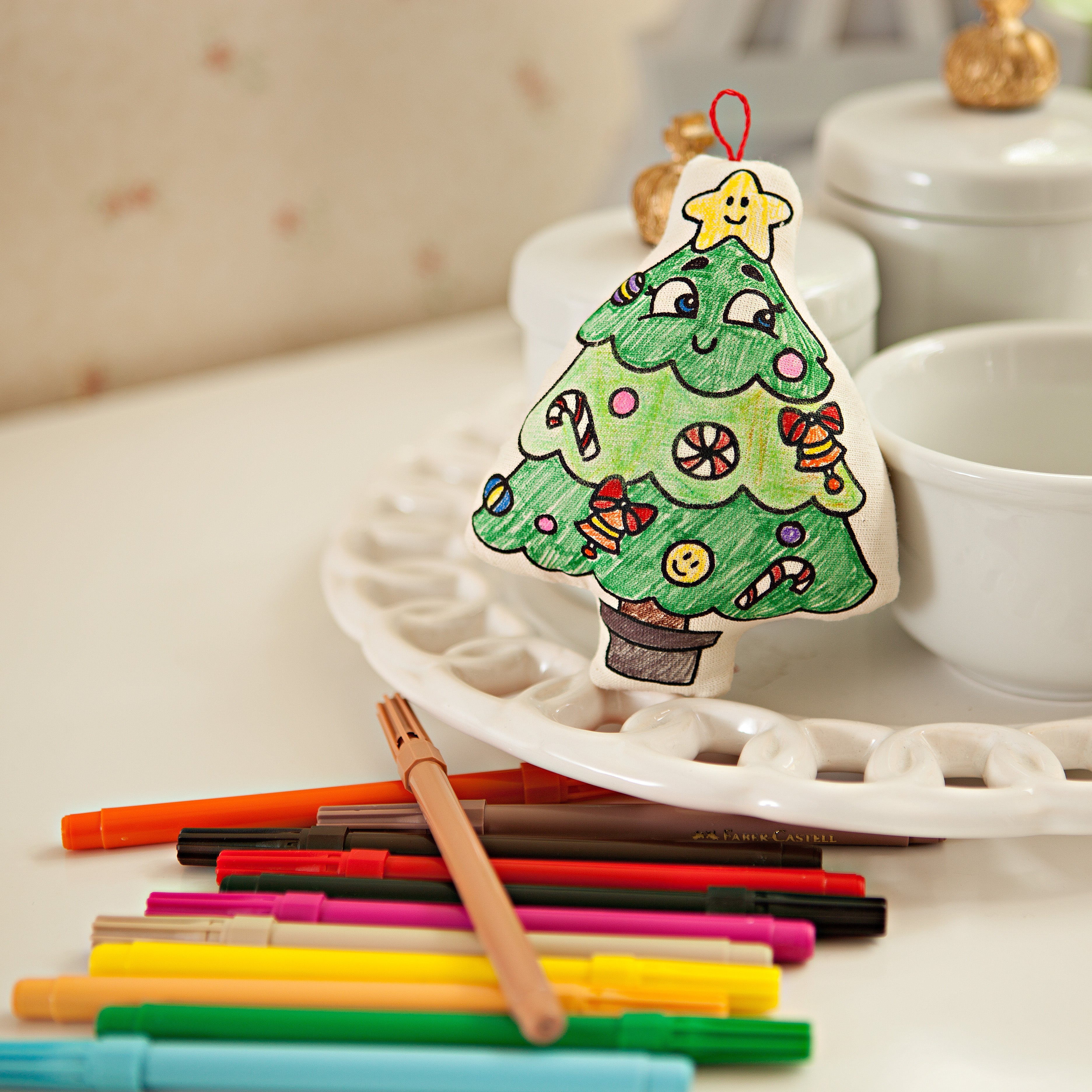 Kiboo Kids - Duo de décorations de Noël - Kit de coloriage Père Noël et sapin